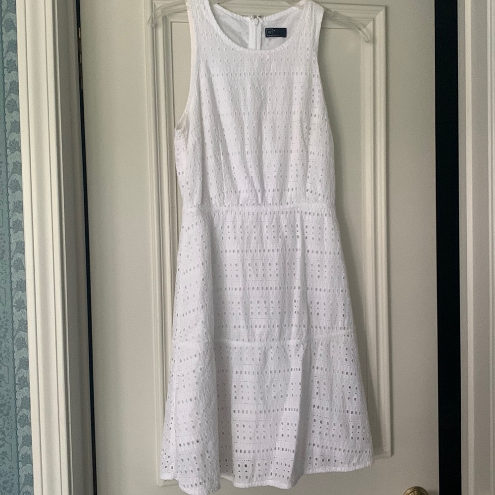 Gap eyelet dress